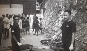 Foto: Kecelakaan lalu lintas terjadi di jalan Ikip Mekar Sari.