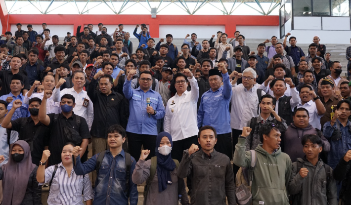Foto : Bupati Kukar Aulia Rahman Basri menegaskan pentingnya peningkatan kualitas tenaga kerja lokal dalam membuka peluang kerja. (Istimewa)