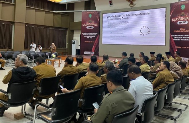 Foto : Pelaporan E-Pantau Masih Rendah, Sekda Kukar Minta OPD Tingkatkan Kepatuhan. (Istimewa)