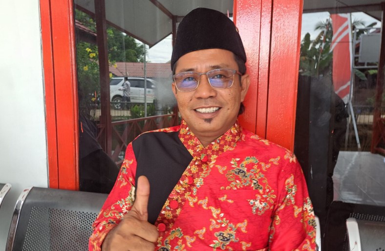 Foto : Kepala Desa Segihan, Hendra Wahyudi. (Istimewa)