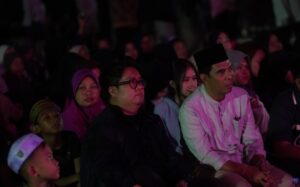 Foto: Sahur Bersama Rendi Solihin di Desa Batuah, Wujud Nyata Pemimpin Dekat dengan Warga.