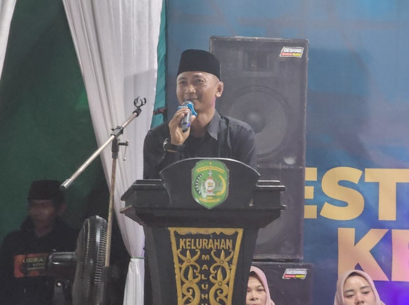 Foto: Lurah Maluhu, Tri Joko Kuncoro.